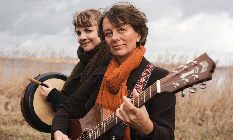 2024-11-15 || Ver Weg, Dichtbij (folkmuziek)